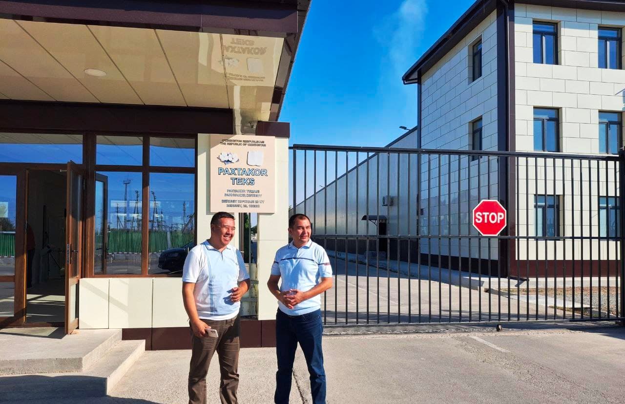 Paxtakor tumani hokimi Ashurov Asilbek Rahmonovich “Gʻalaba” mahallasi hududida joylashgan.PAXTAKOR TEKS” MCHJ QKga tashrif buyurdi