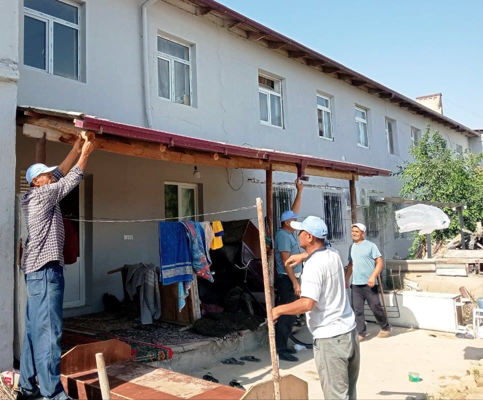 Paxtakor tumanida Mustaqillik bayrami oldidan obodonlashtirish ishlari jadallik bilan olib borilmoqda