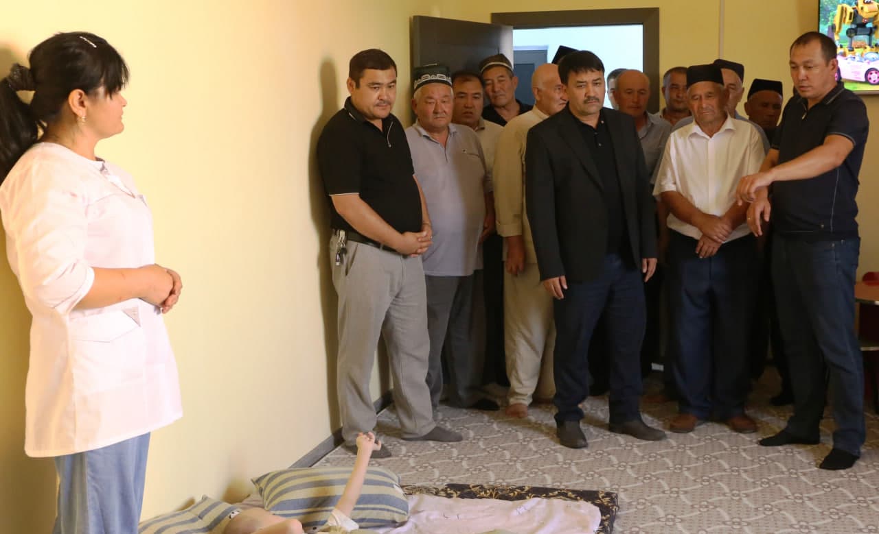 Paxtakor tumanida nogironligi bo‘lgan bolalar uchun “Kunduzgi parvarish” xizmati yo‘lga qo‘yildi