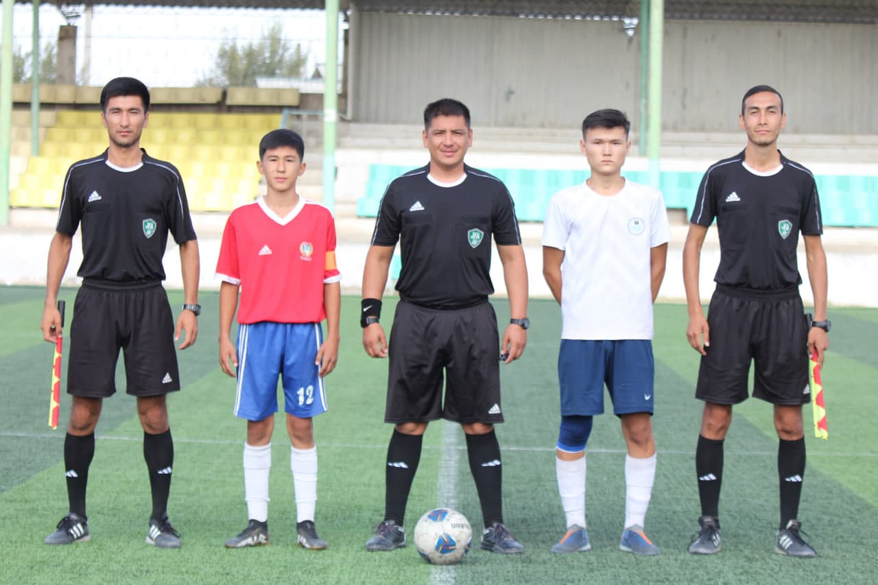 Paxtakor tumanida U-15 “Sport maktablari futbol ligasi” Jizzax viloyat bosqichi yakunlandi