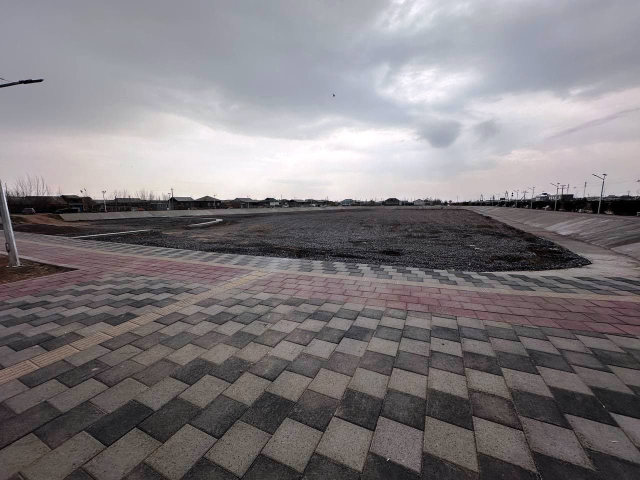 Oltinko‘l mahallasida yangi “Plyaj” dam olish maskani barpo etilmoqda