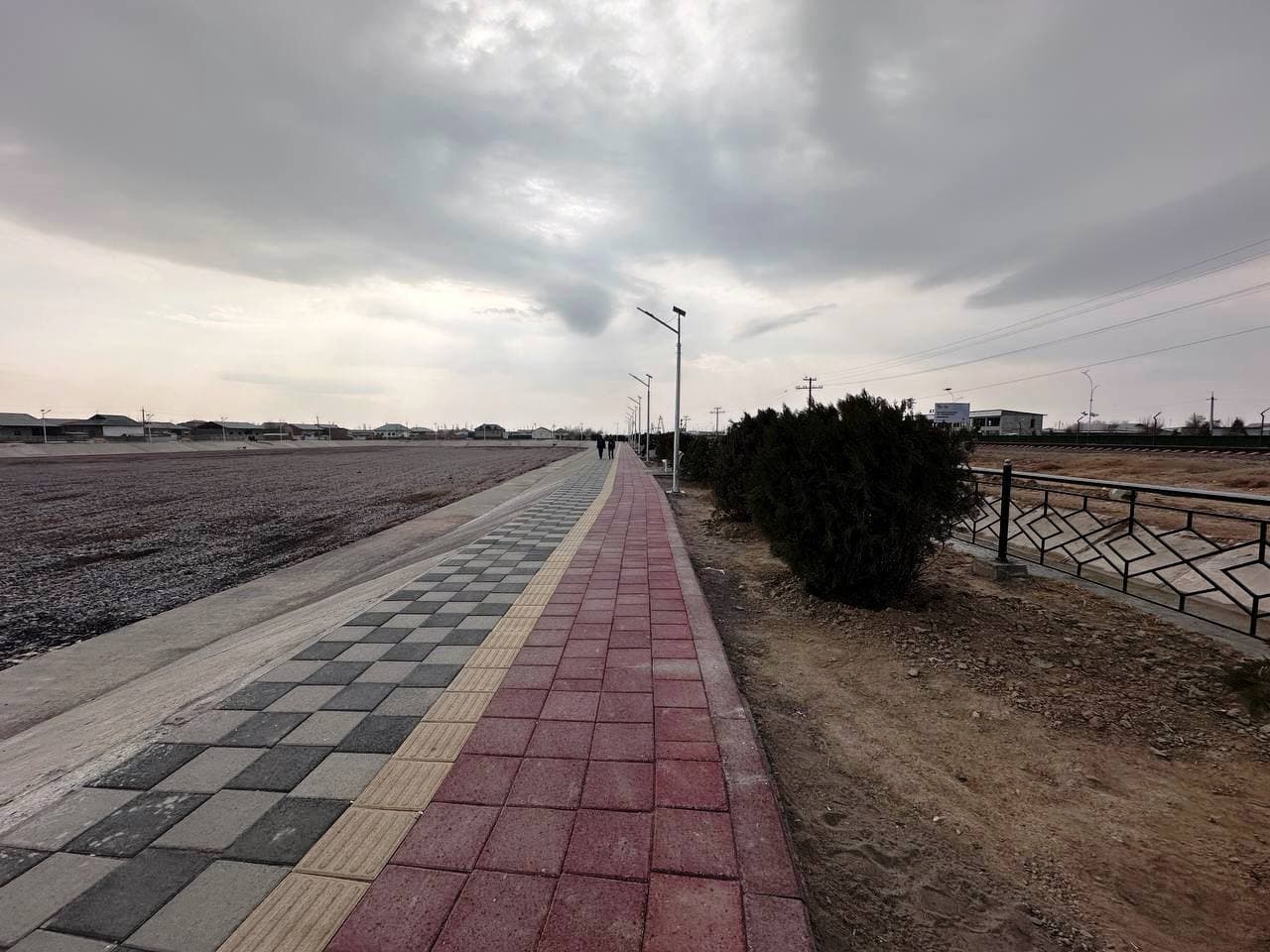 Oltinko‘l mahallasida yangi “Plyaj” dam olish maskani barpo etilmoqda