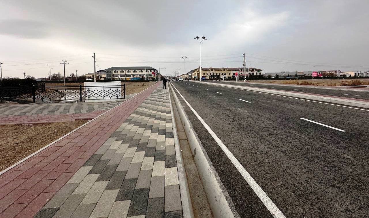 Oltinko‘l mahallasida yangi “Plyaj” dam olish maskani barpo etilmoqda