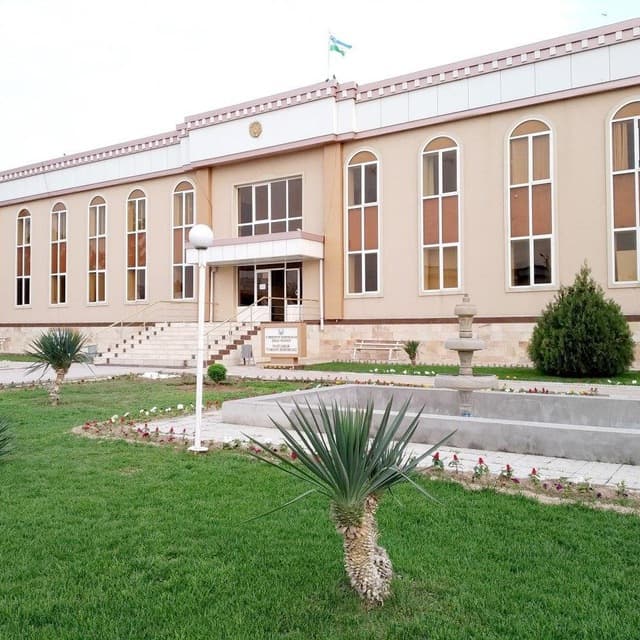 PAXTAKOR TUMANI HOKIMLIGI TOMONIDAN QONUNCHILIK HUJJATLARI VA TOPSHIRIQLAR IJROSINI TASHKIL ETISH YUZASIDAN JAMOATCHILIKKA HISOBOT