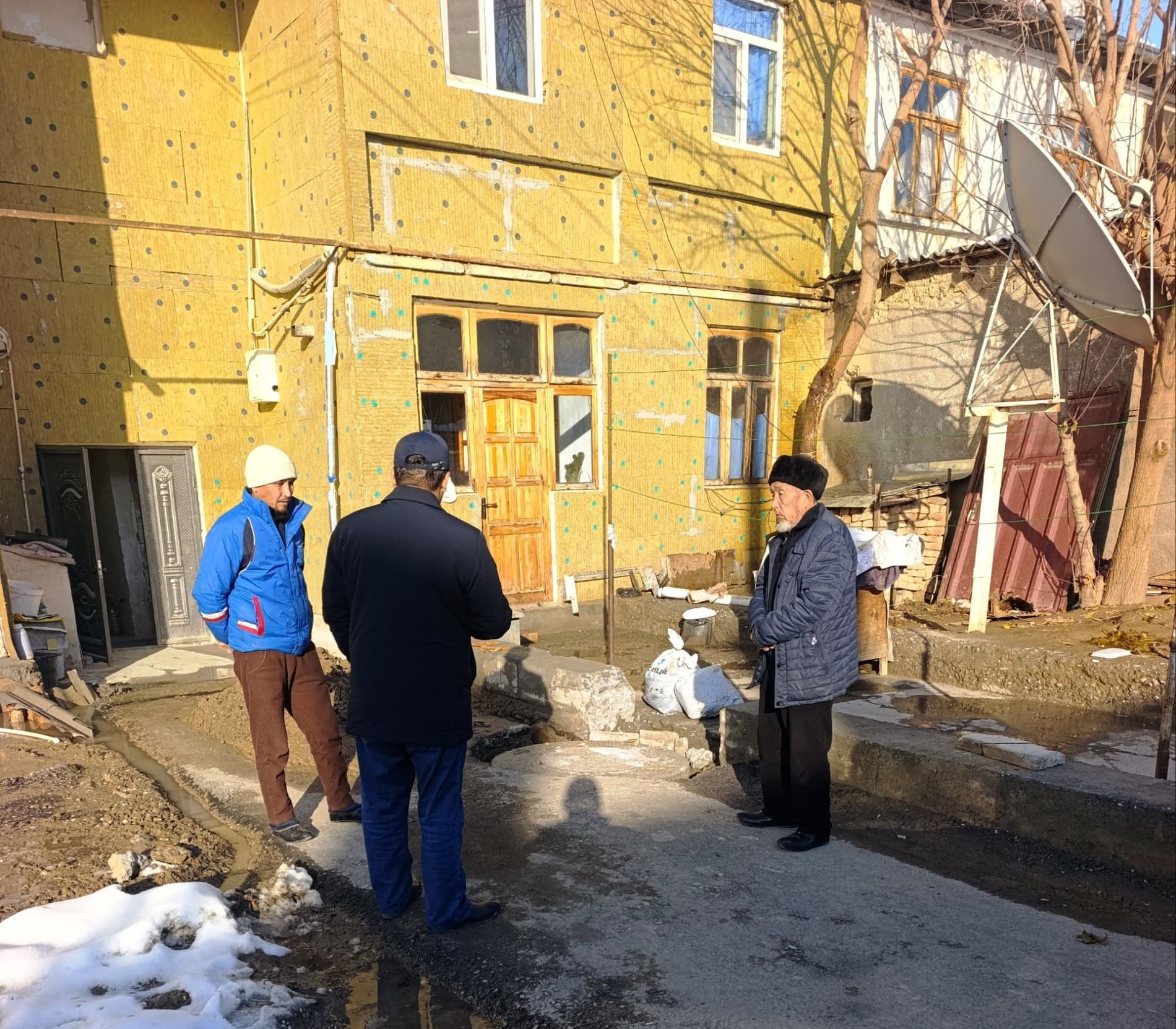 🏢 Paxtakor tumanida aholi murojaatlari ijobiy hal etilmoqda