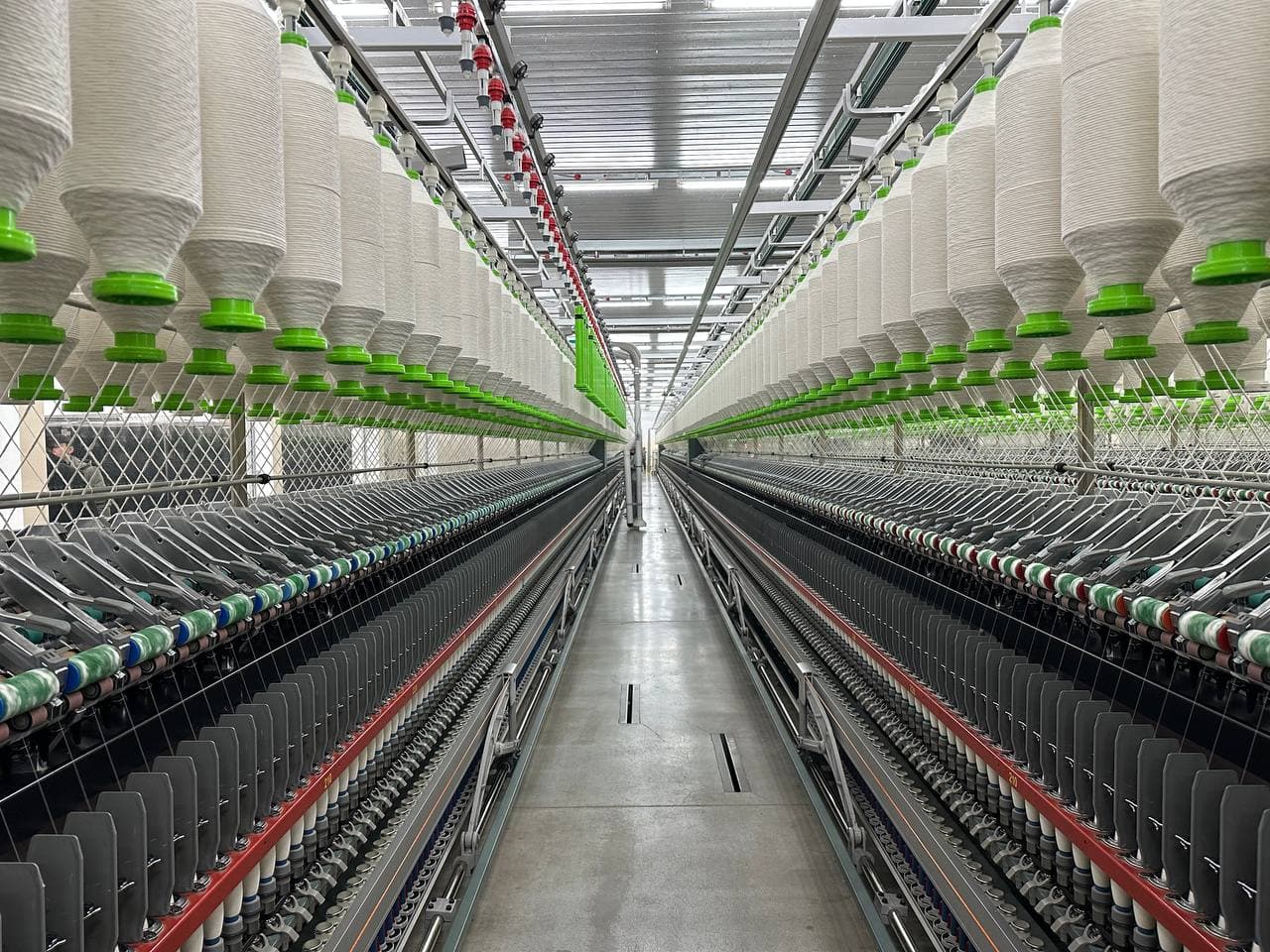 Paxtakor tumanida bo'sh ish o'rinlar yarmarkasi bo'lib o'tdi