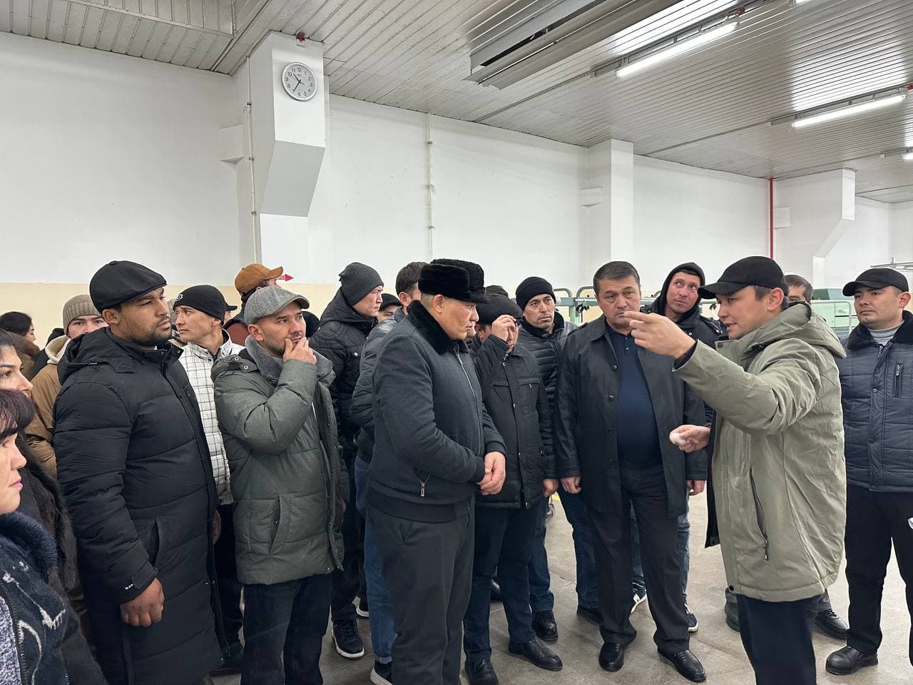 Paxtakor tumanida bo'sh ish o'rinlar yarmarkasi bo'lib o'tdi