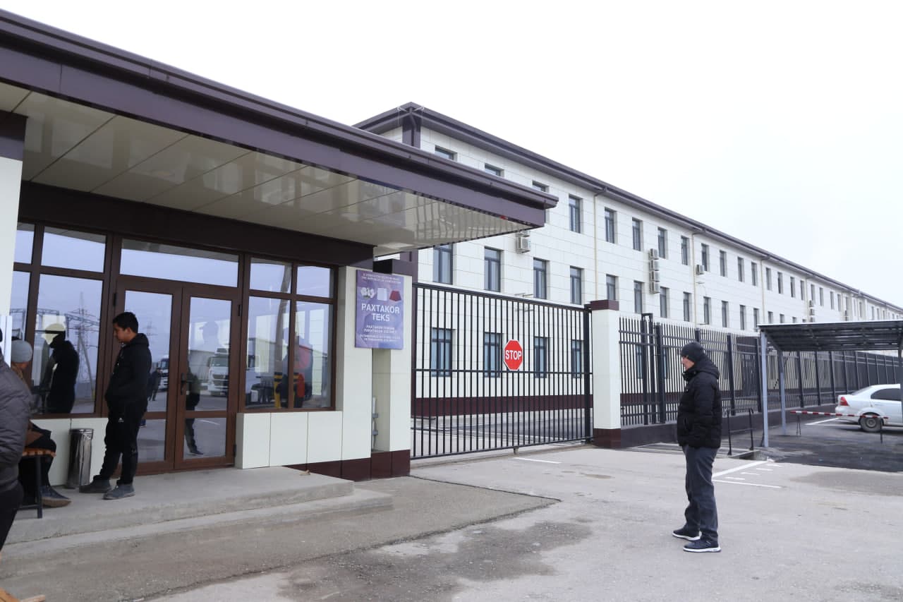 Paxtakor tumanida bo'sh ish o'rinlar yarmarkasi bo'lib o'tdi