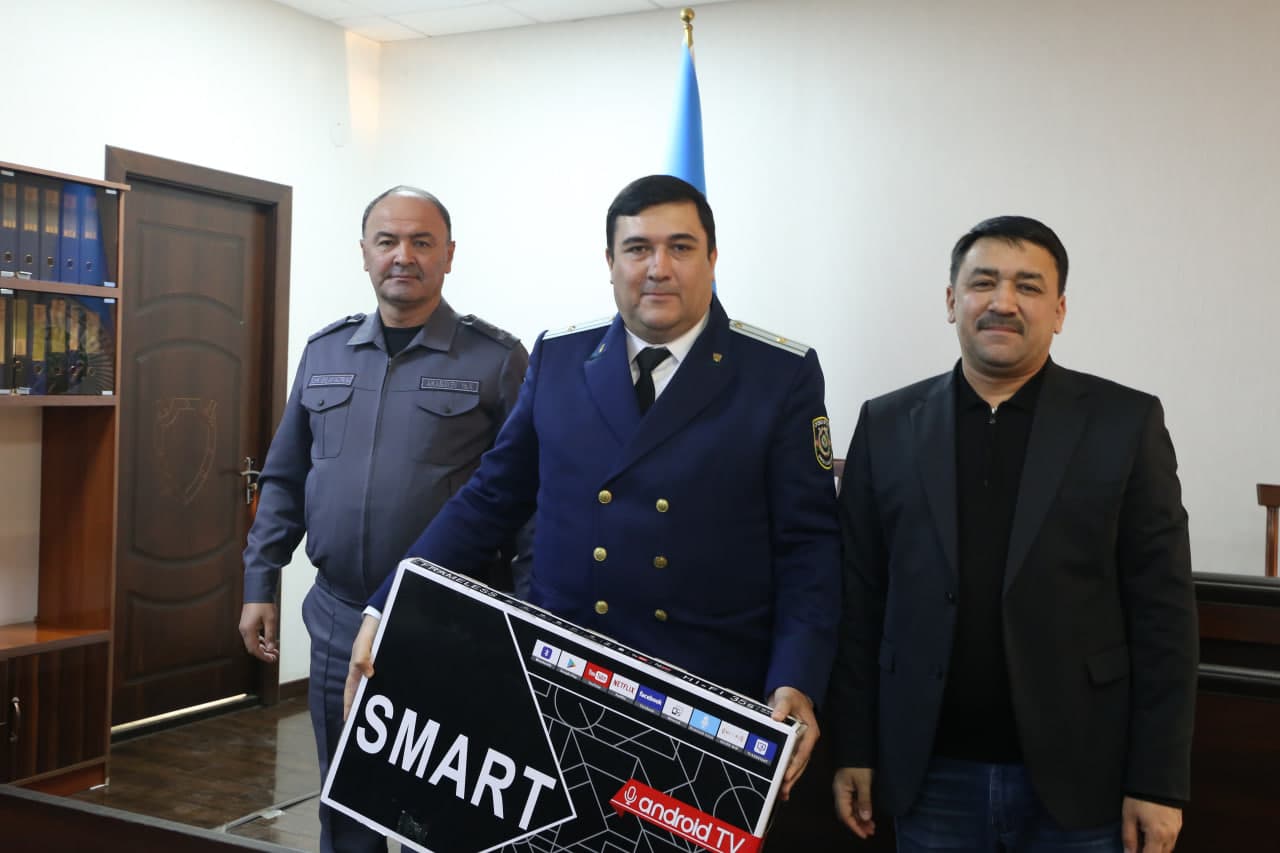 Paxtakor tuman Prokurotura xodimlari e'tirof etildi