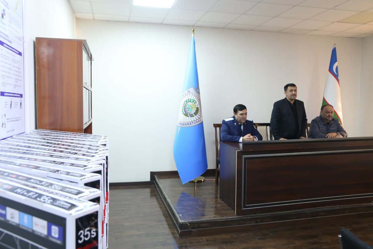 Paxtakor tuman Prokurotura xodimlari e'tirof etildi