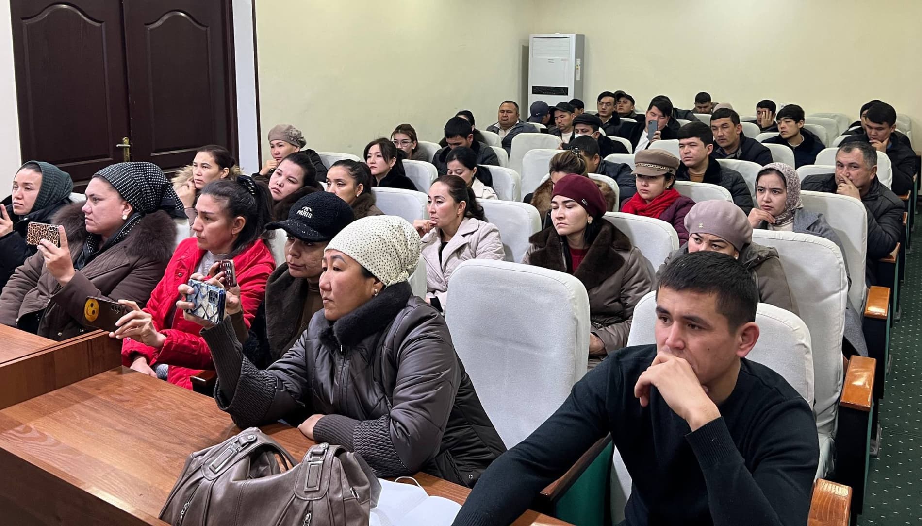 Paxtakor tumanida aholi va qishloq xo‘jaligini ro‘yxatga olish borasida o‘quv seminari bo‘lib o‘tdi