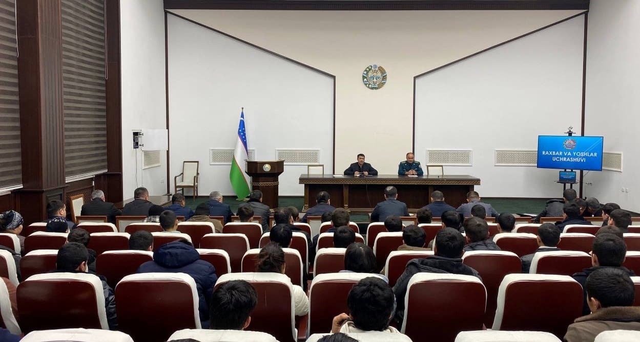 Paxtakor tumanida “RAHBAR VA YOSHLAR” uchrashuvi bo‘lib o‘tdi
