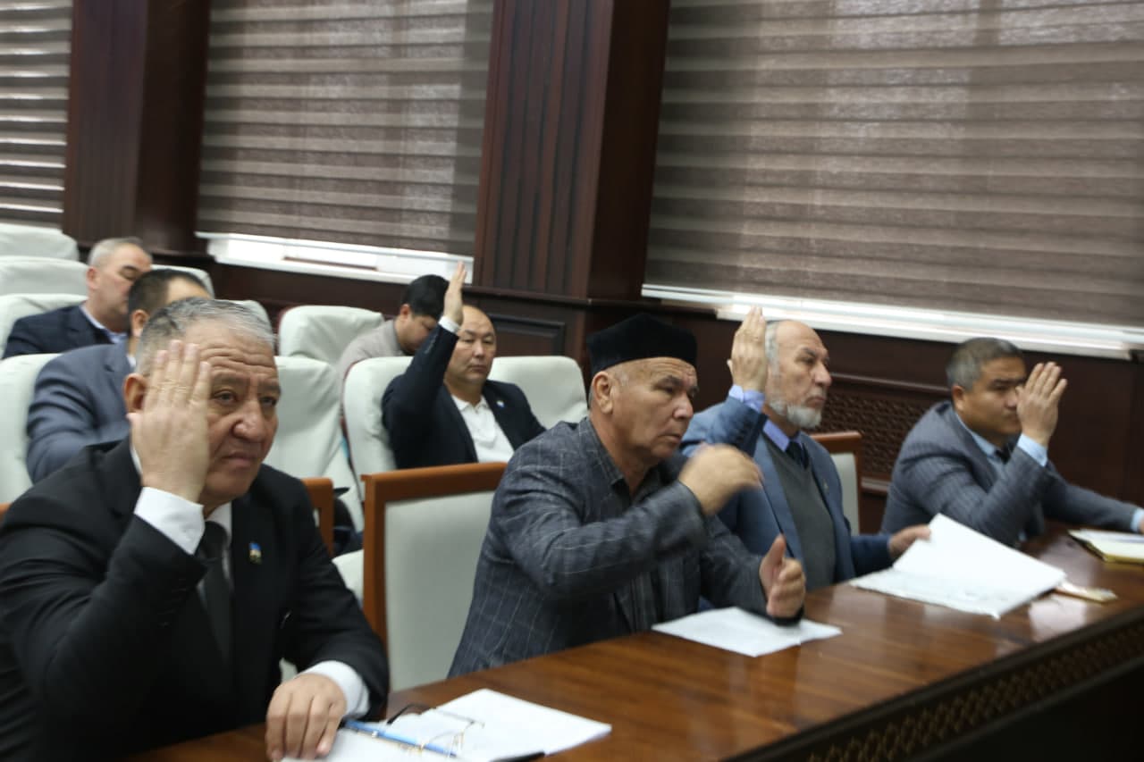 Xalq deputatlari Paxtakor tumani Kengashining 7-chaqiriq yigirmanchi sessiyasi bo‘lib o‘tdi