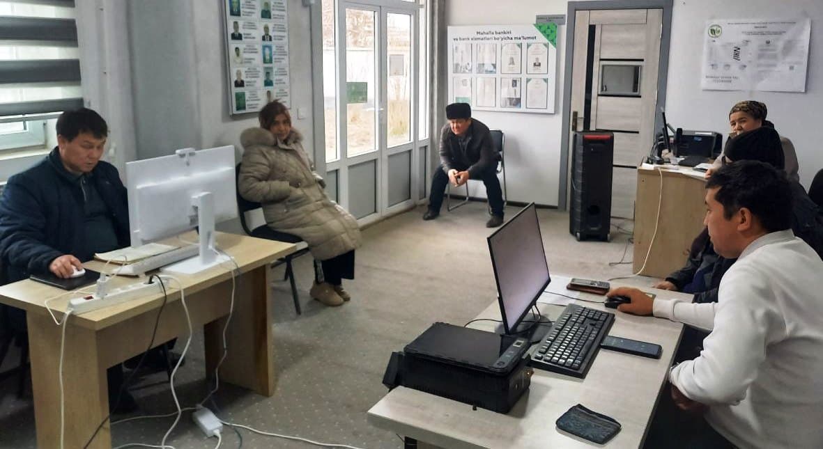 Paxtakor tumani mahalla binolarida tashkil etilgan aholini va qishloq xo‘jaligini ro‘yxatga olish shtablarida ishlar qizg‘in davom etmoqda!