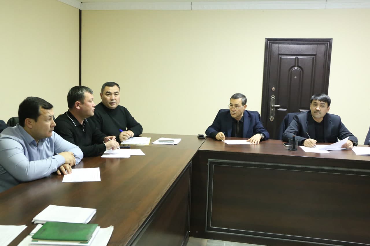 Paxtakor tumanida qishloq xo‘jaligi masalalariga bag‘ishlangan yig‘ilish bo‘lib o‘tdi