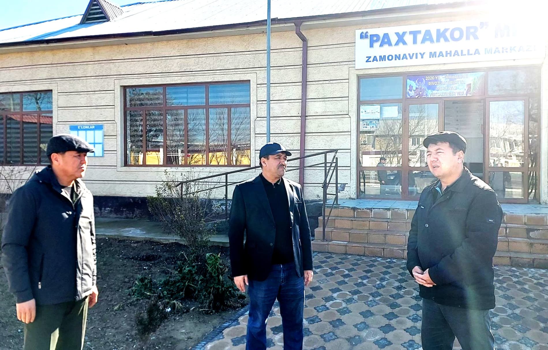 Paxtakor tumanida qurilish va obodonlashtirish ishlari o‘rganildi