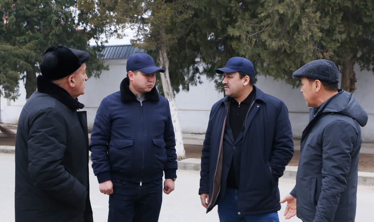 Chamanzor mahallasida obodonlashtirish ishlari o‘rganildi