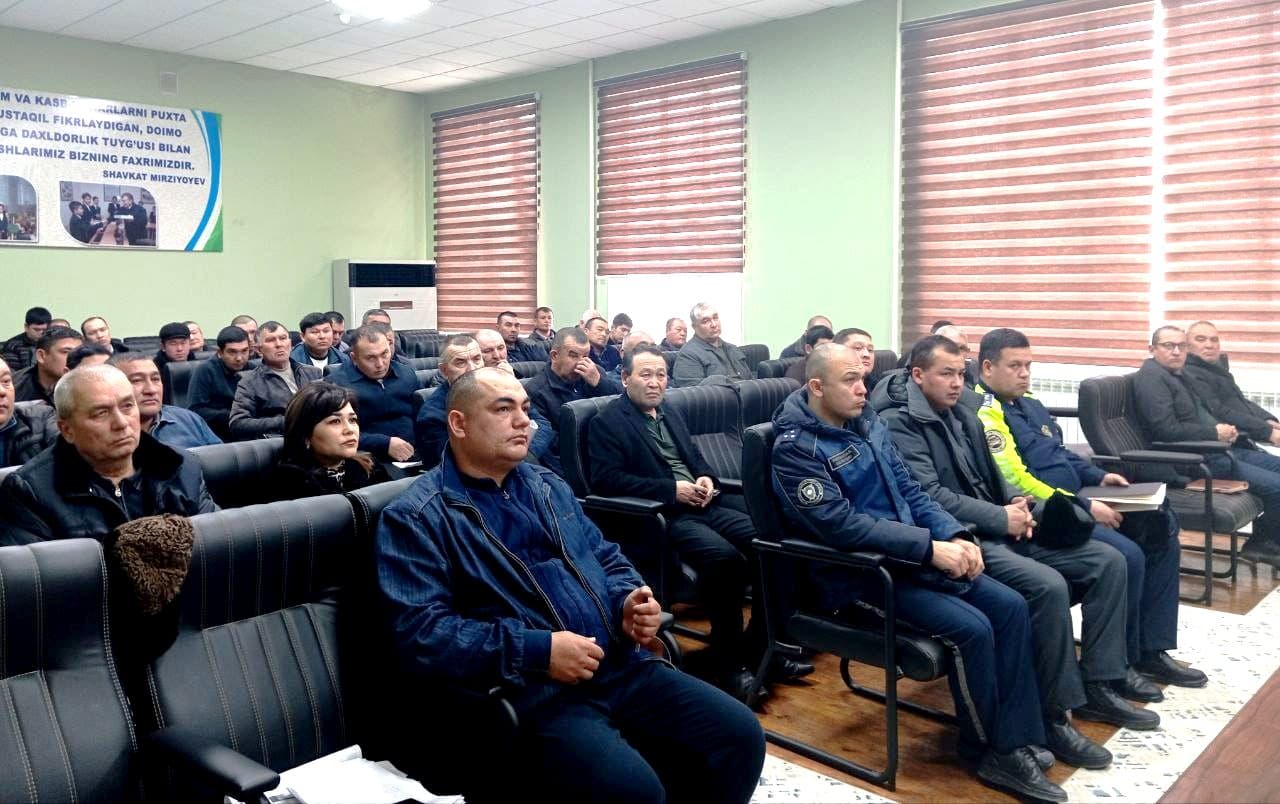 Paxtakor tumanida qishloq xo‘jaligi masalalari bo‘yicha yig‘ilish o‘tkazildi