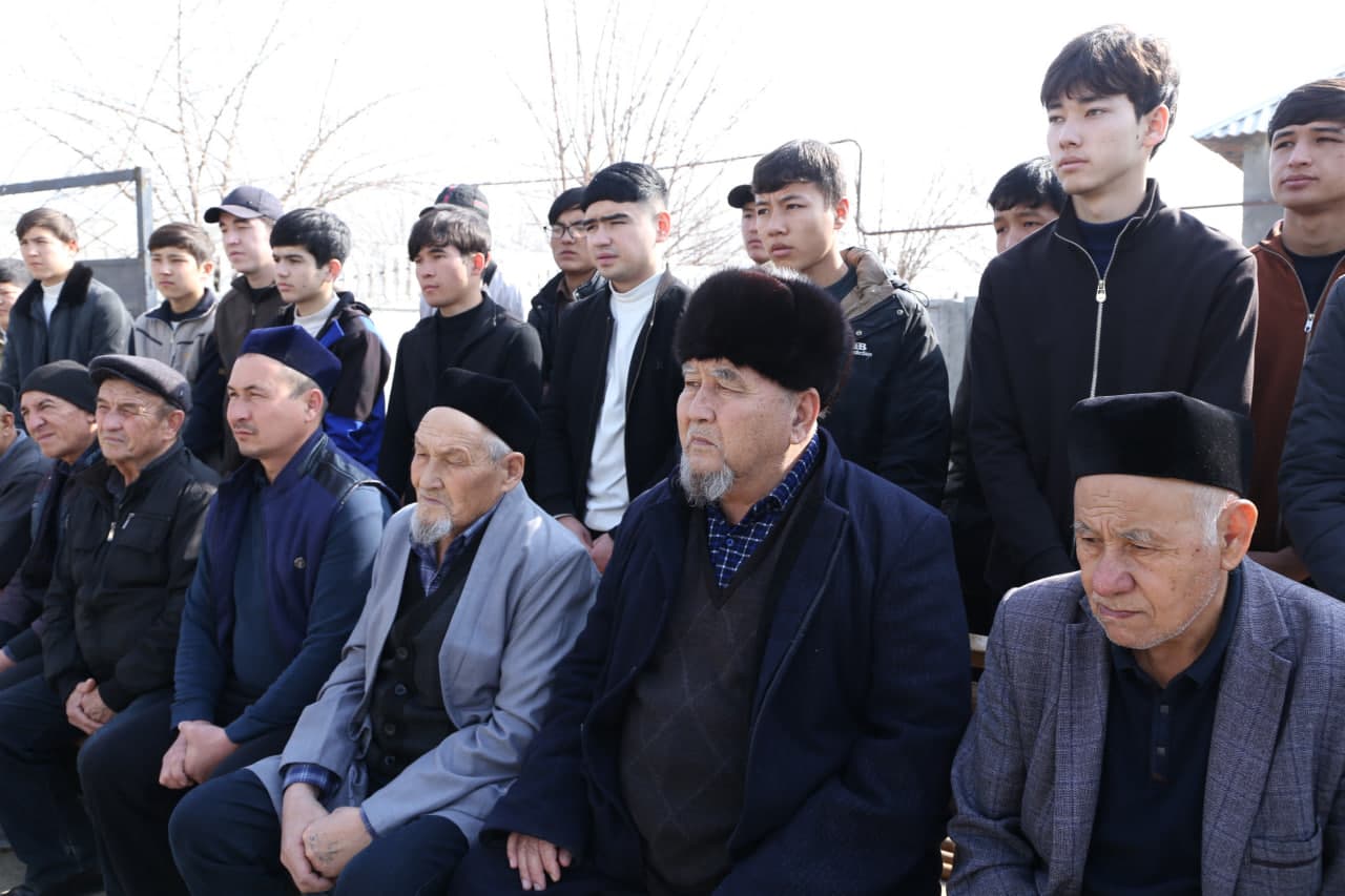 Paxtakor tumanida tomorqa yerlaridan samarali foydalanish bo‘yicha ko‘rgazmali seminar o‘tkazildi