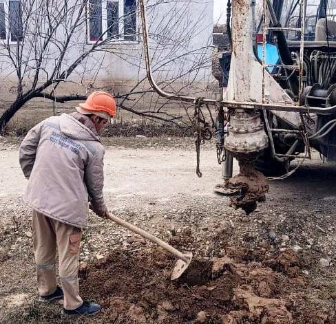 PAXTAKORDA MUROJAATLAR IJROSI: "MINGCHINOR" MAHALLASI YANGI TAYANCHLAR BILAN TA'MINLANMOQDA