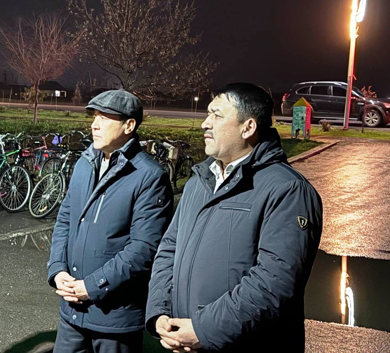 Mahallada qarorlar ijrosi yuzasidan amalga oshirilayotgan ishlar atroflicha ko‘zdan kechirildi.