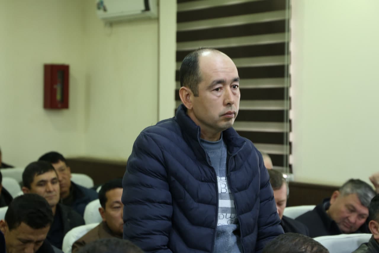 Paxtakor tumanida qishloq xo‘jaligi masalalari yuzasidan tanqidiy yig‘ilish o‘tkazildi