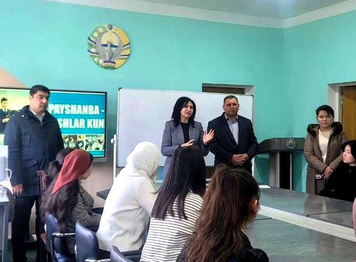 Payshanba – Yoshlar kuni munosabati bilan Paxtakor tumanidagi 1-sonli Politexnikumda uchrashuv o‘tkazildi.