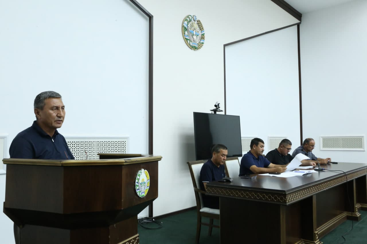 Paxtakor tumanida yoshlar bandligi masalasida yig'ilish tashkil etildi