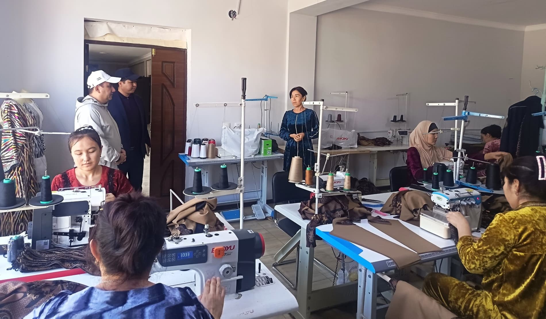 🔴 PAXTAKORDA AHOLI MUAMMOLARI VA TADBIRKORLIK TASHABBUSLARI O‘RGANILDI