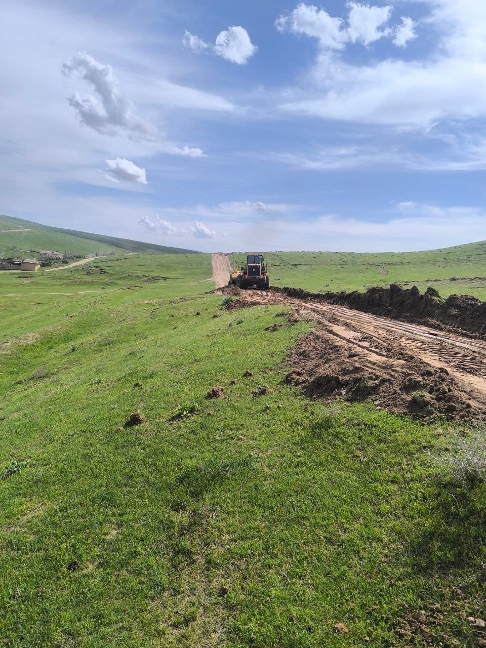 MAHALLALARNING ICHKI YO'LLARI TA’MIRLANMOQDA