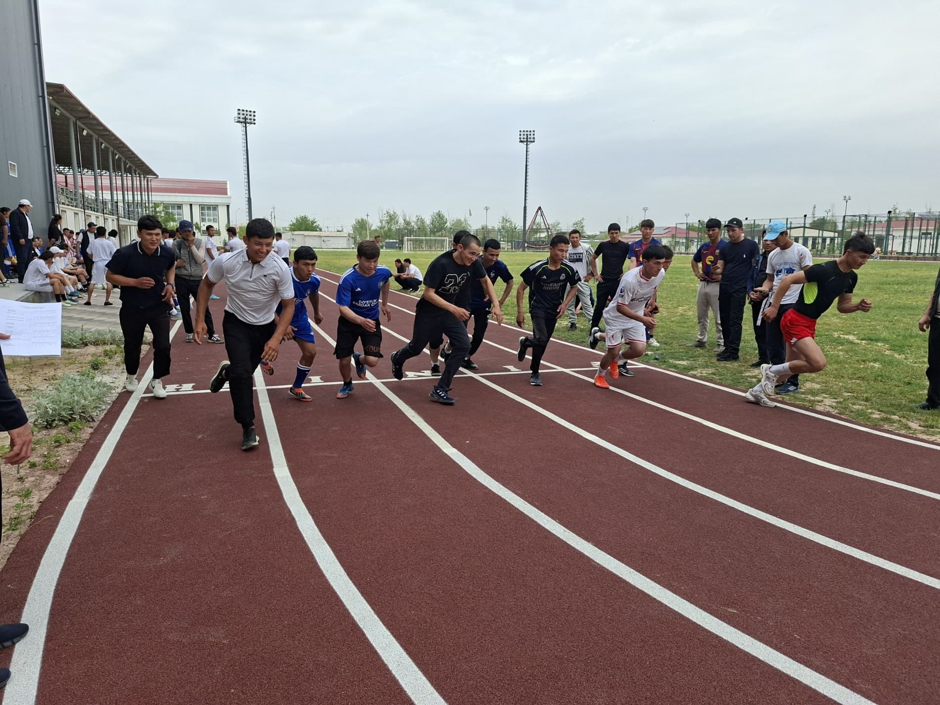 “Шижоат ва ғайрат” ҳарбий-спорт мусобақасининг туман босқичи юқори савияда ташкил этилди