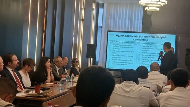 FETP FRONTLINE “YAGONA SALOMATLIK” DASTURINING OLTINCHI KOGORTASI ISHTIROKCHILARIGA SERTIFIKATLAR TOPSHIRILDI