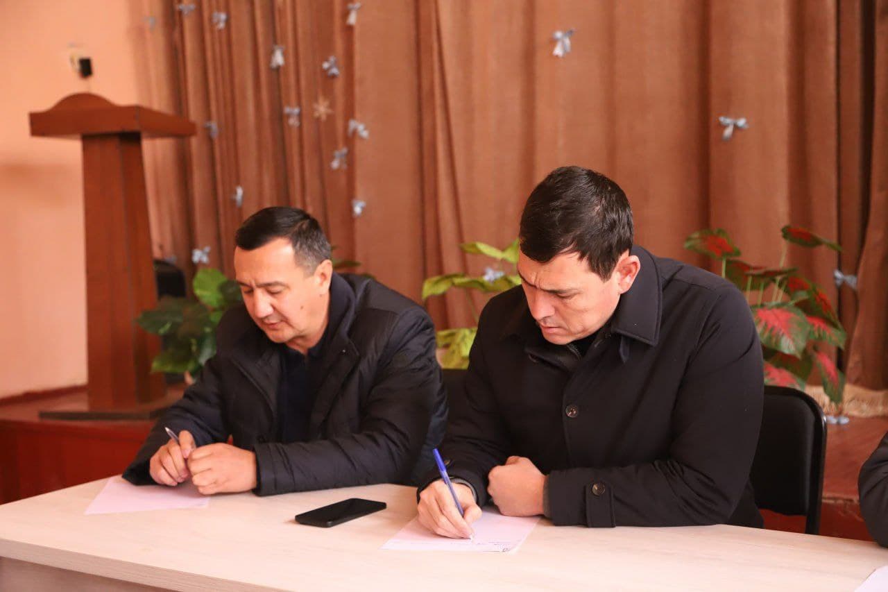 Tuman hokimining sayyor qabuli oʻtkazildi
