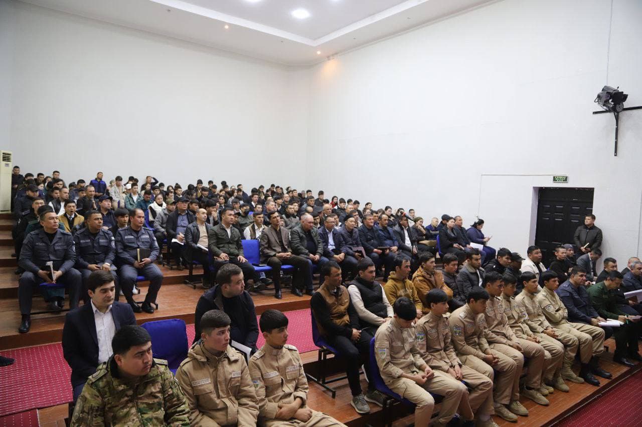 PAYSHANBA — YOSHLAR KUNI! Yoshlar bilan ochiq muloqot o‘tkazildi