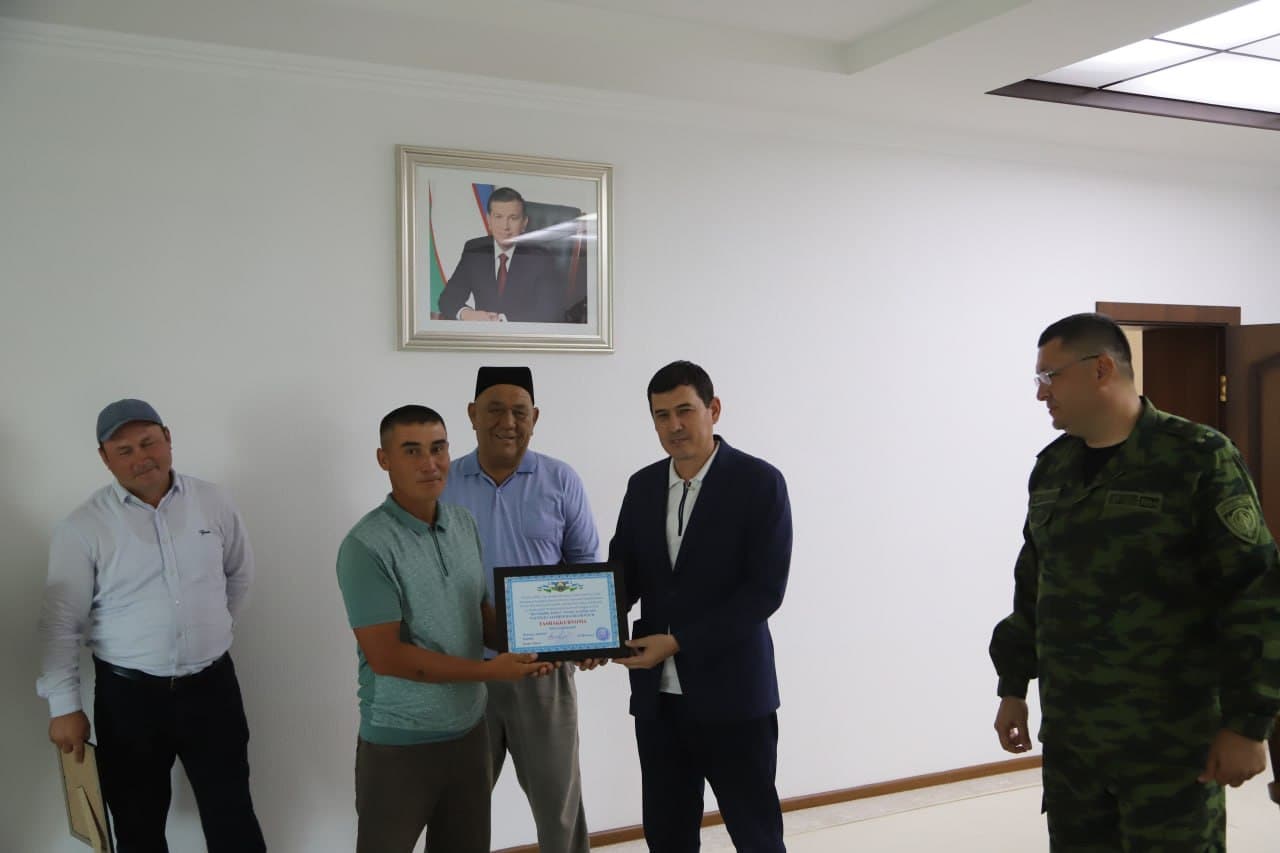 MEHNAT E’TIBORDA: ILK BO‘LIB SHARTNOMANI BAJARGAN FERMERLAR RAG‘BATLANTIRILDI