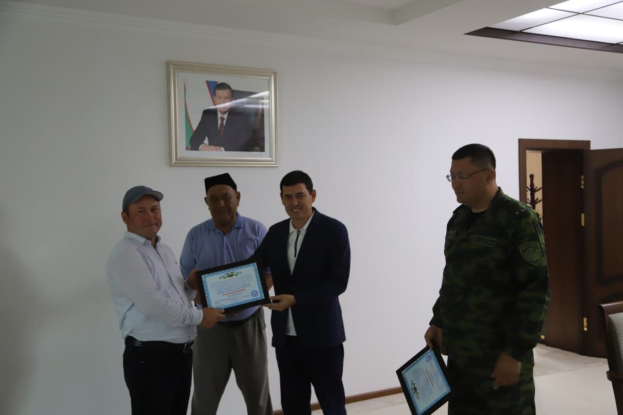 MEHNAT E’TIBORDA: ILK BO‘LIB SHARTNOMANI BAJARGAN FERMERLAR RAG‘BATLANTIRILDI