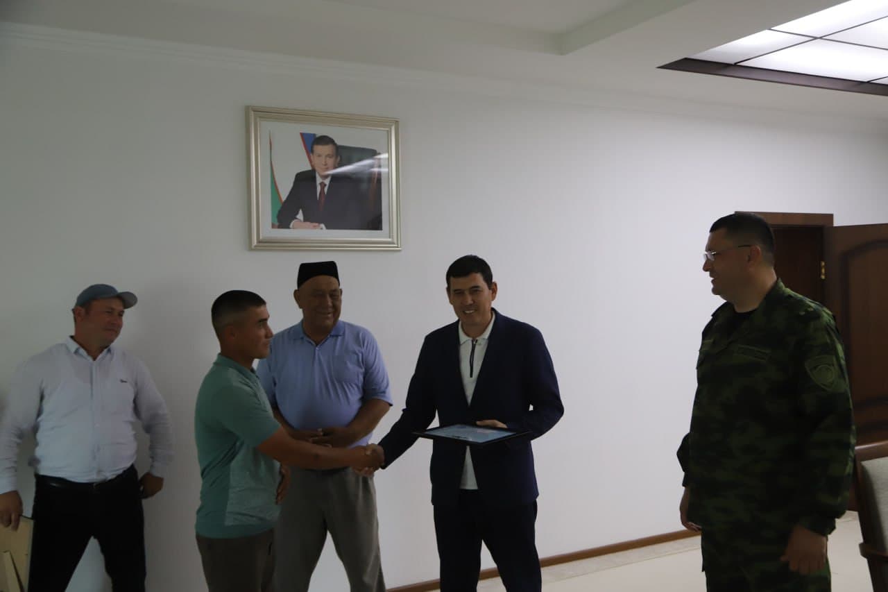 MEHNAT E’TIBORDA: ILK BO‘LIB SHARTNOMANI BAJARGAN FERMERLAR RAG‘BATLANTIRILDI
