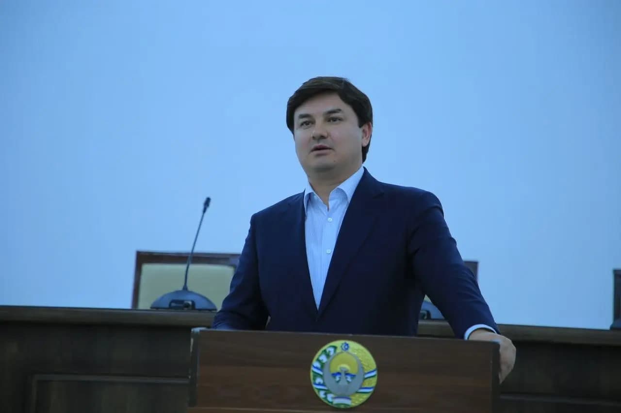 Baxmal tumani hokimining davlat xizmatchilariga murojaati