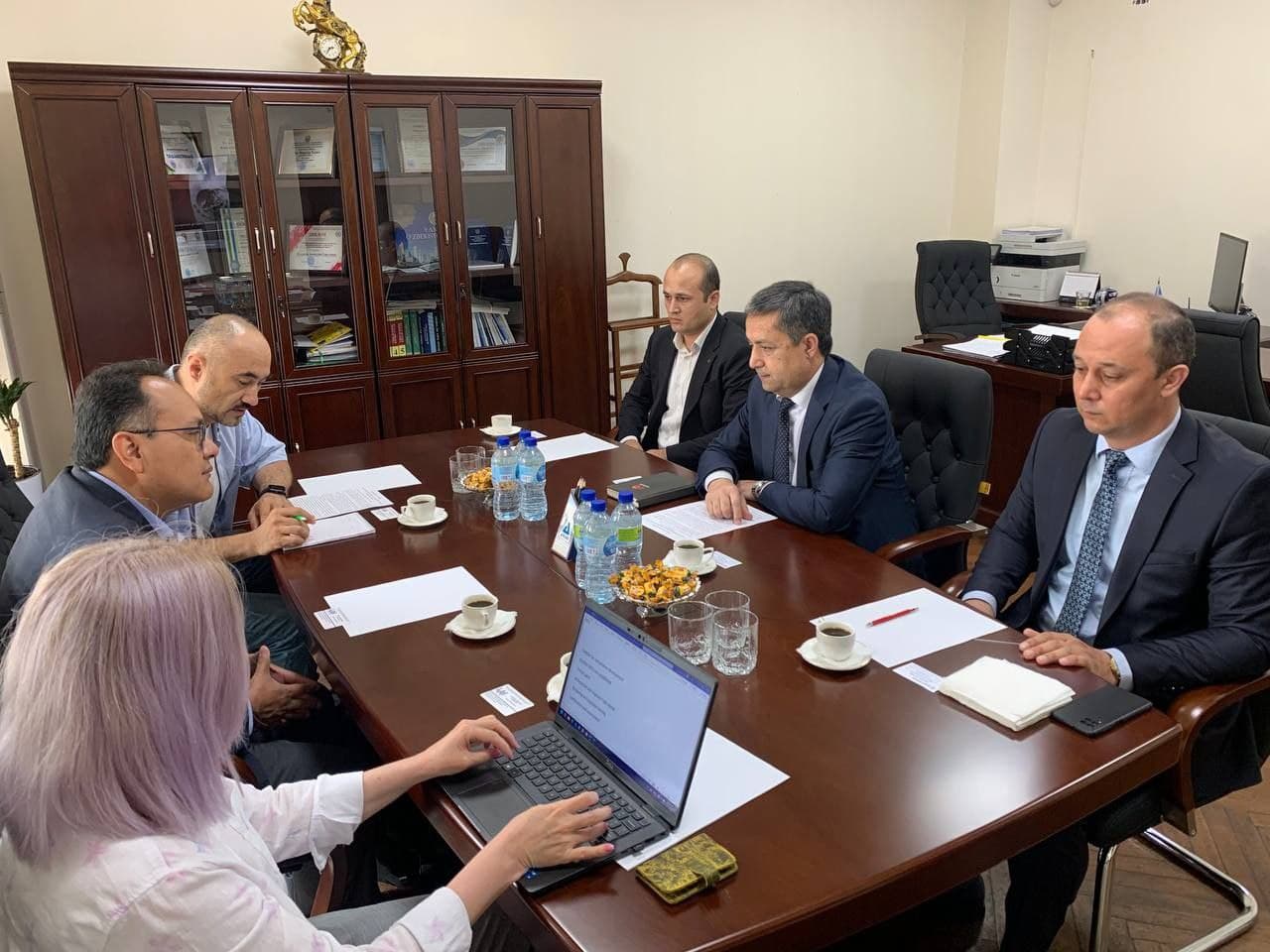 Kompetensiyani rivojlantirish instituti rektori boshchiligidagi mas'ullar meksikalik mashhur arxitektor bilan uchrashdi