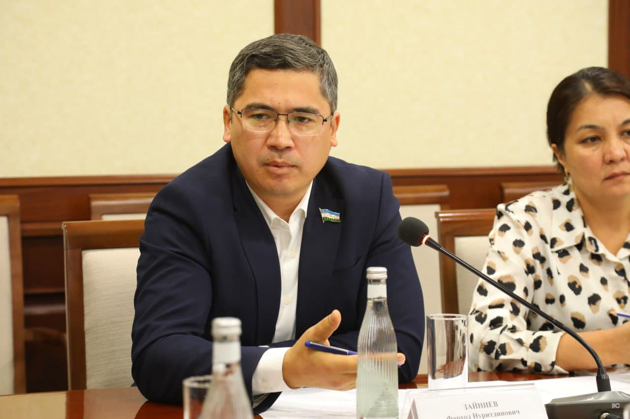 Vazirligida shaharsozlik sohasida normativ hujjatlar va standartlarni takomillashtirishga bag‘ishlangan muhim yig‘ilish bo‘lib o‘tdi