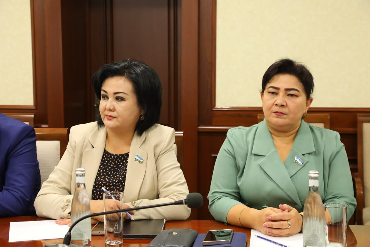 Vazirligida shaharsozlik sohasida normativ hujjatlar va standartlarni takomillashtirishga bag‘ishlangan muhim yig‘ilish bo‘lib o‘tdi