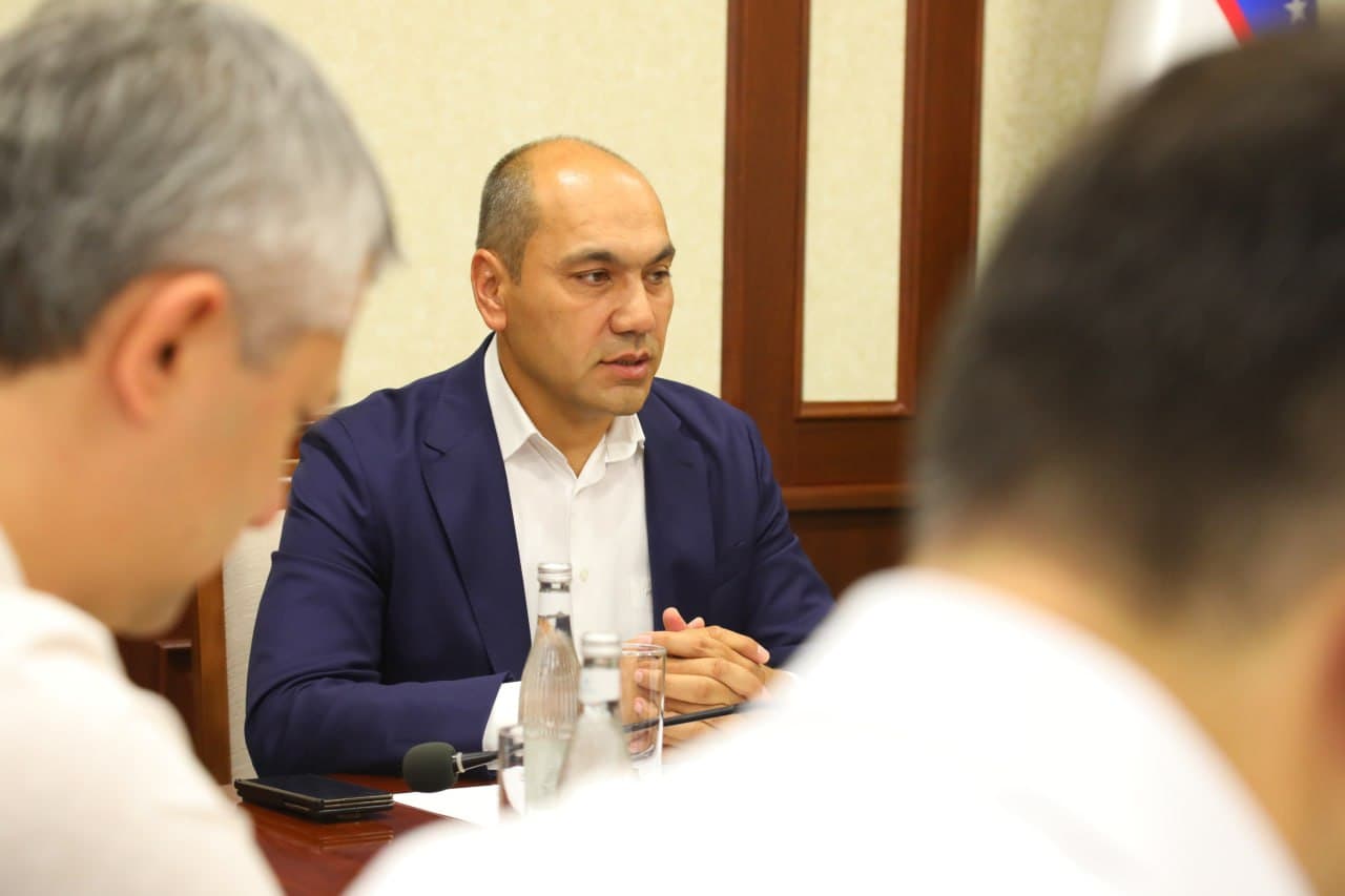 Vazirligida shaharsozlik sohasida normativ hujjatlar va standartlarni takomillashtirishga bag‘ishlangan muhim yig‘ilish bo‘lib o‘tdi