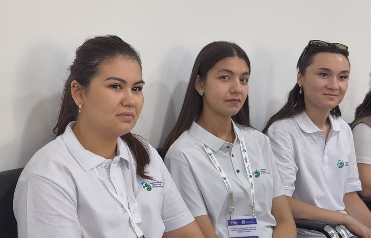 Bugun mamlakatimizning arxitektura va dizayn yo'nalishida faoliyat yurituvchi yosh mutaxassislar bilan davra suhbati o'tkazildi