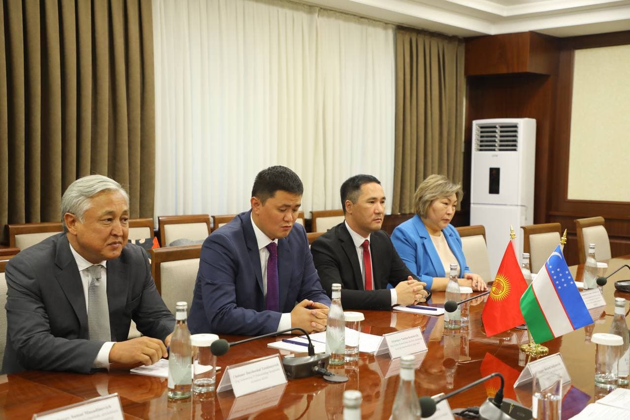 Qirg‘iz Respublikasidagi Qurilish, arxitektura va uy-joy kommunal xo‘jaligi vaziri bilan uchrashuv o‘tkazdi