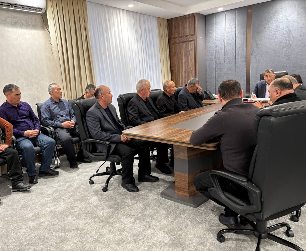 Arxitektura va qurilish sohasi faxriylari bilan sohani rivojlantirish istiqbollari muhokama qilindi