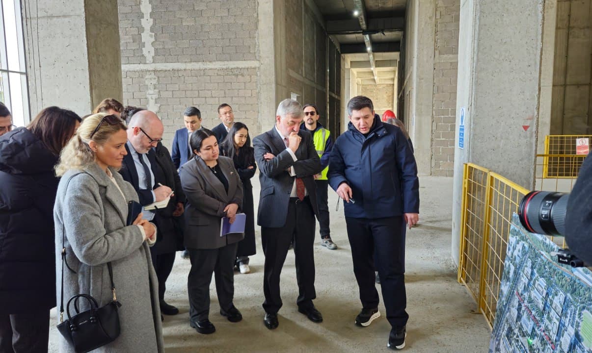 Yangi Toshkentga Britaniyaning Markaziy Osiyo va Ozarbayjon delegatsiya keldi