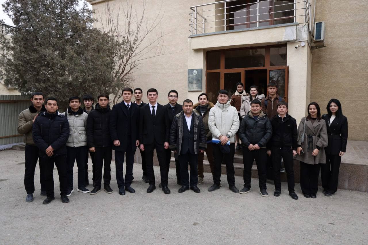 Urganch davlat universiteti talabalari bilan ochiq muloqot tarzida uchrashuv