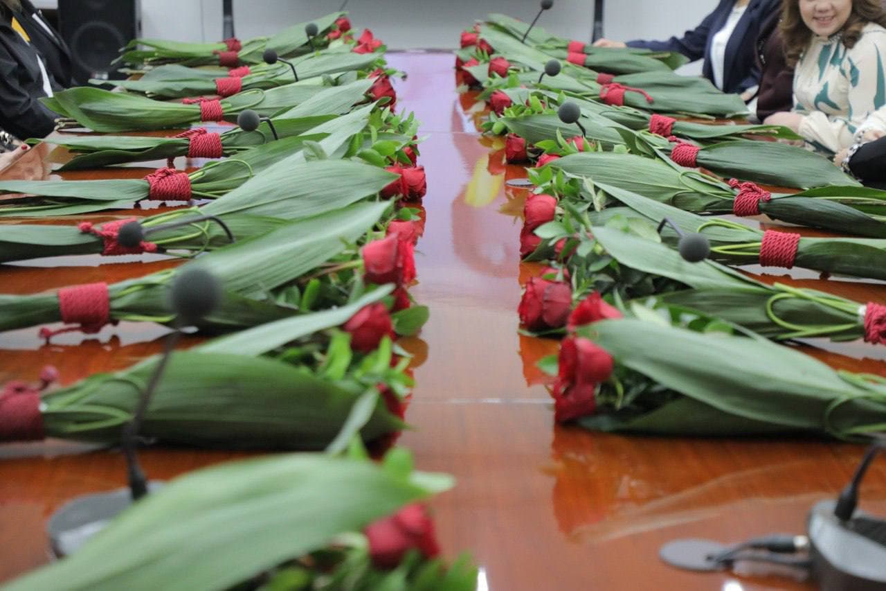 8-mart bayrami munosabati bilan ayollarga ehtirom ko‘rsatildi