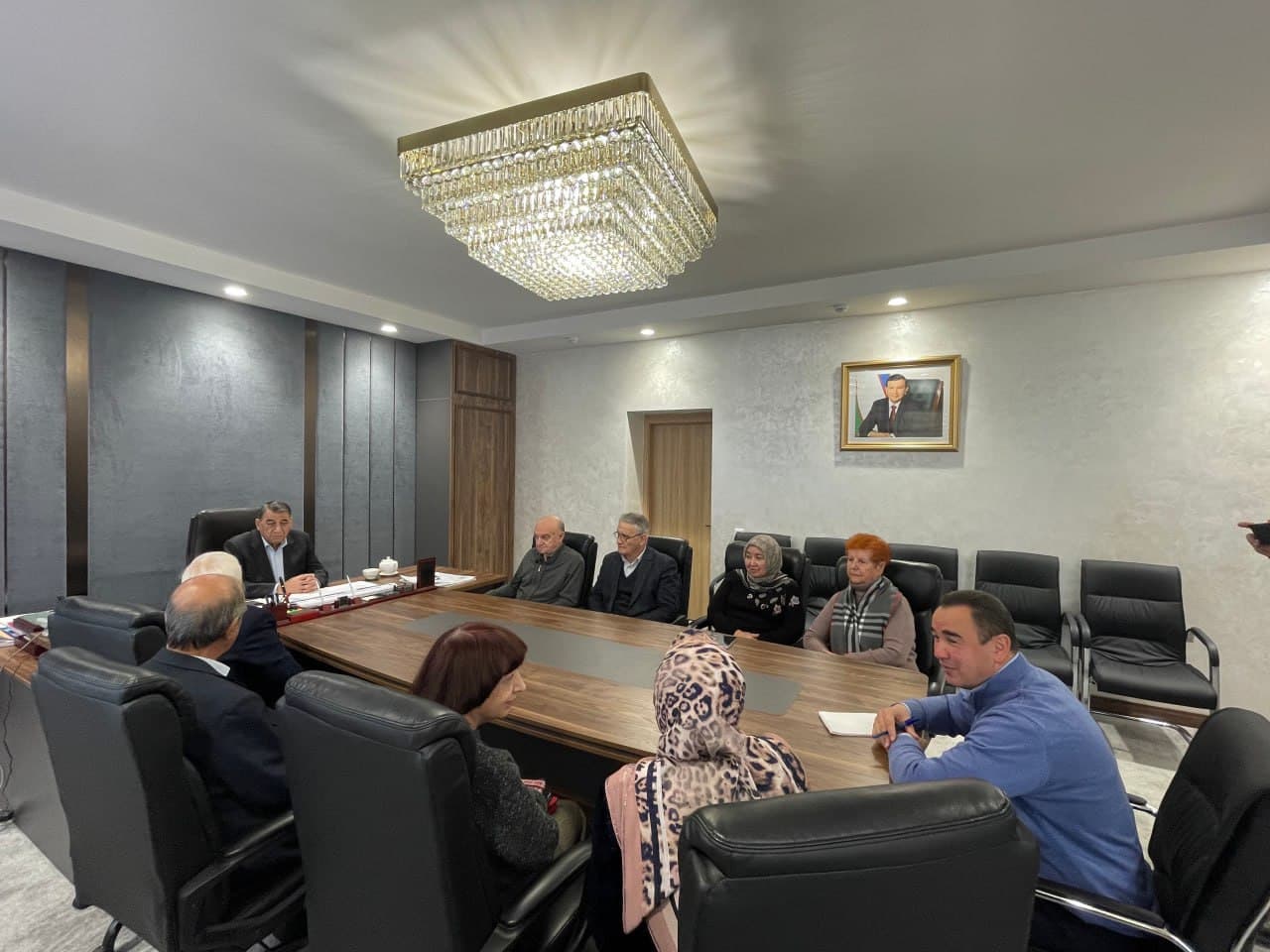 Faxriylar bilan davra suhbati o‘tkazildi