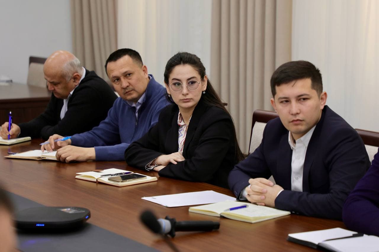 Qurilish sohasi tadbirkorlari bilan ochiq muloqot bo'lib o'tdi